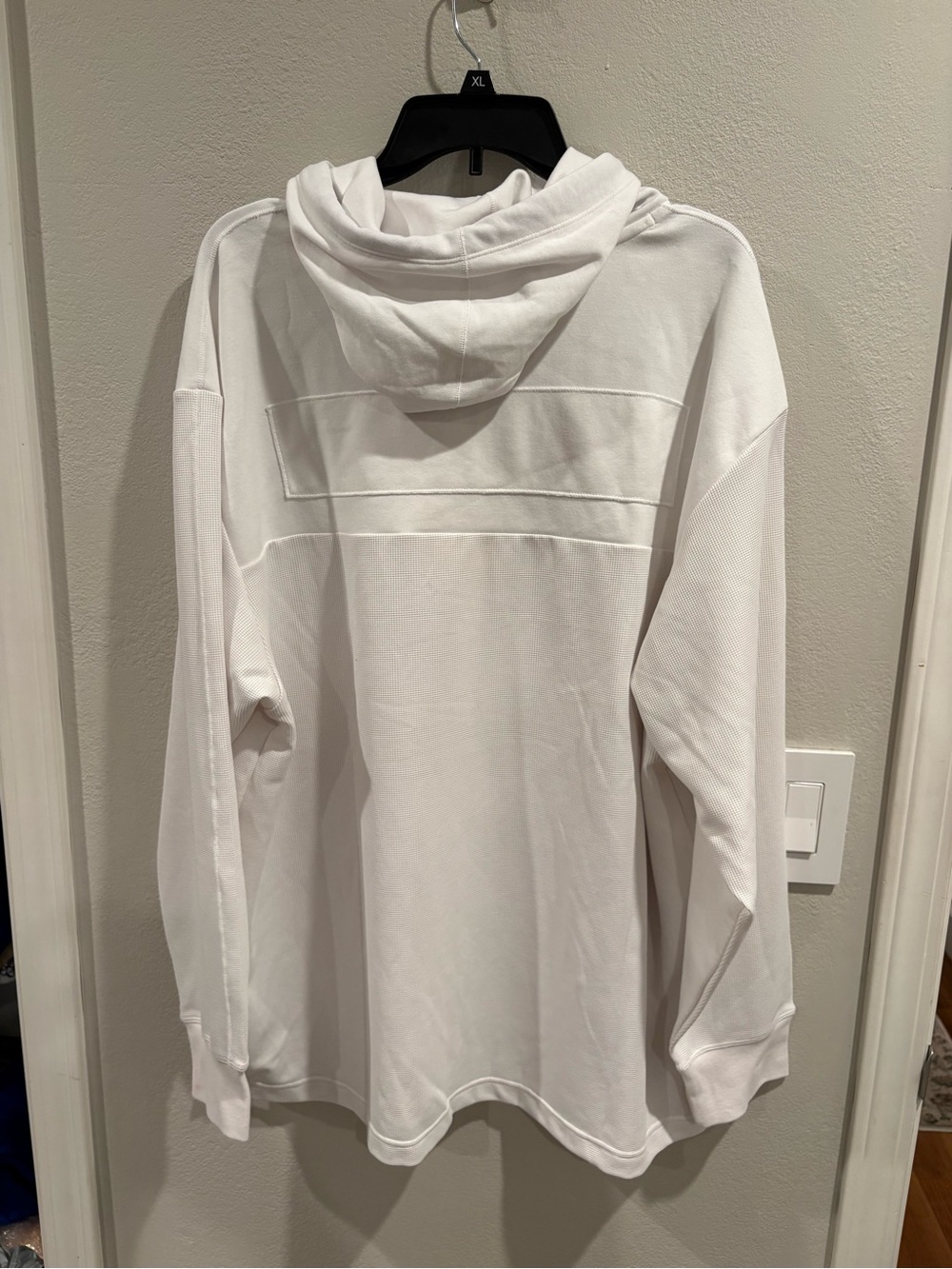 Nike UCLA Bruins Team Issued Hoodie Waffle Knit White Sideline Men’s Size XL NWT - Picture 9 of 15